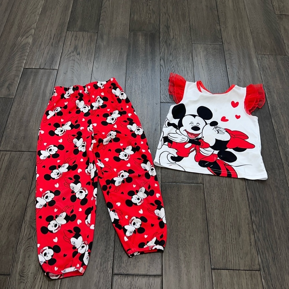 Toddler girl Mickey and Minnie short sleeve pajama set with ruffled cap sleeves